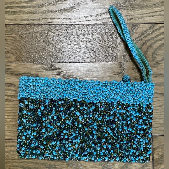 BALI HAI Handmade Beaded Turquoise Wristlet Zippered Clutch - Picture 3 of 7